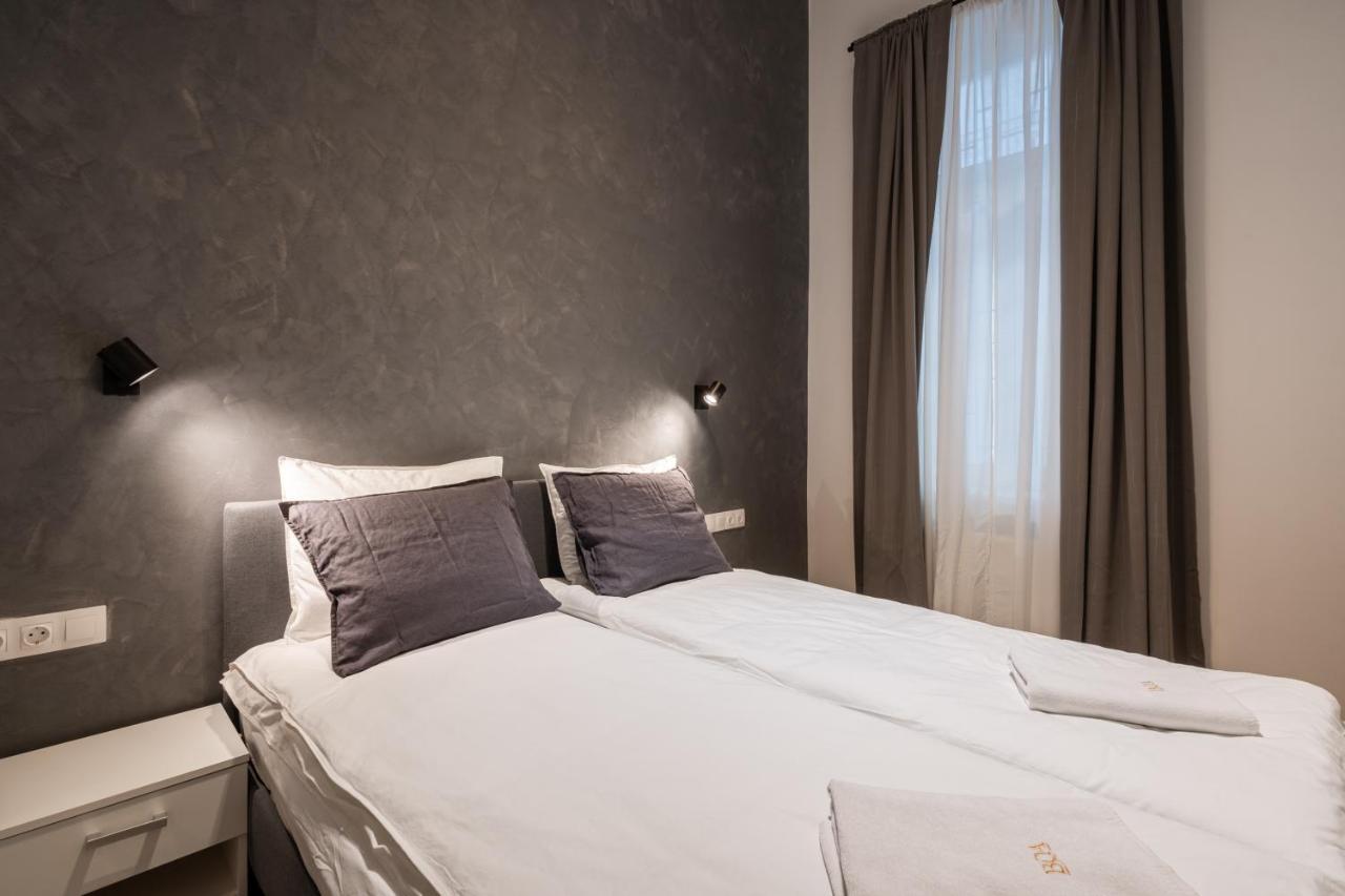 K10 - Kazinczy Street Heritage Suite - Best Location By Bqa Budapest Eksteriør bilde