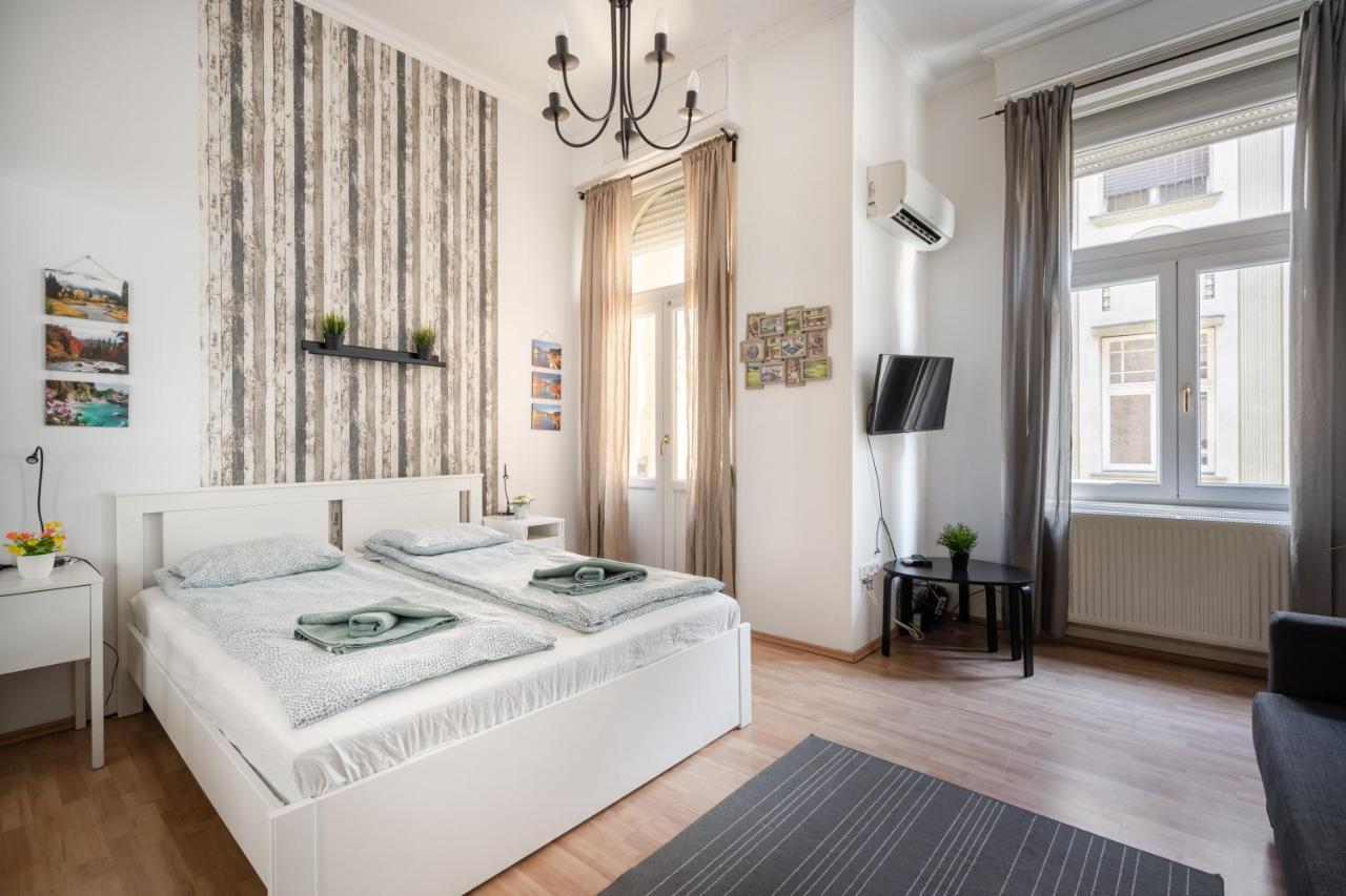 K10 - Kazinczy Street Heritage Suite - Best Location By Bqa Budapest Eksteriør bilde