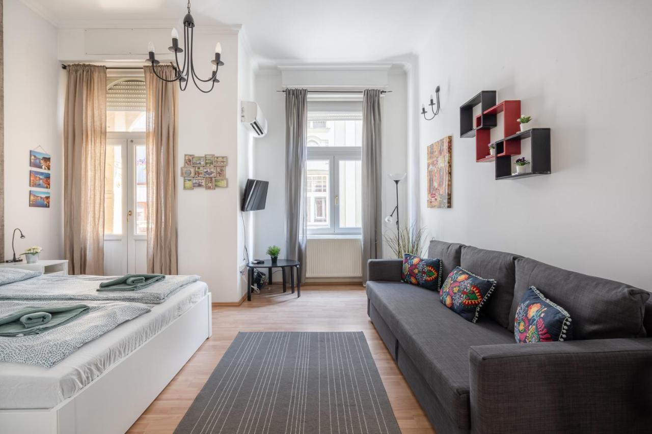 K10 - Kazinczy Street Heritage Suite - Best Location By Bqa Budapest Eksteriør bilde