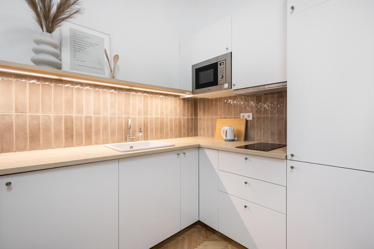 K10 - Kazinczy Street Heritage Suite - Best Location By Bqa Budapest Eksteriør bilde